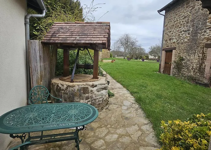 Le Domaine Des Tuillieres