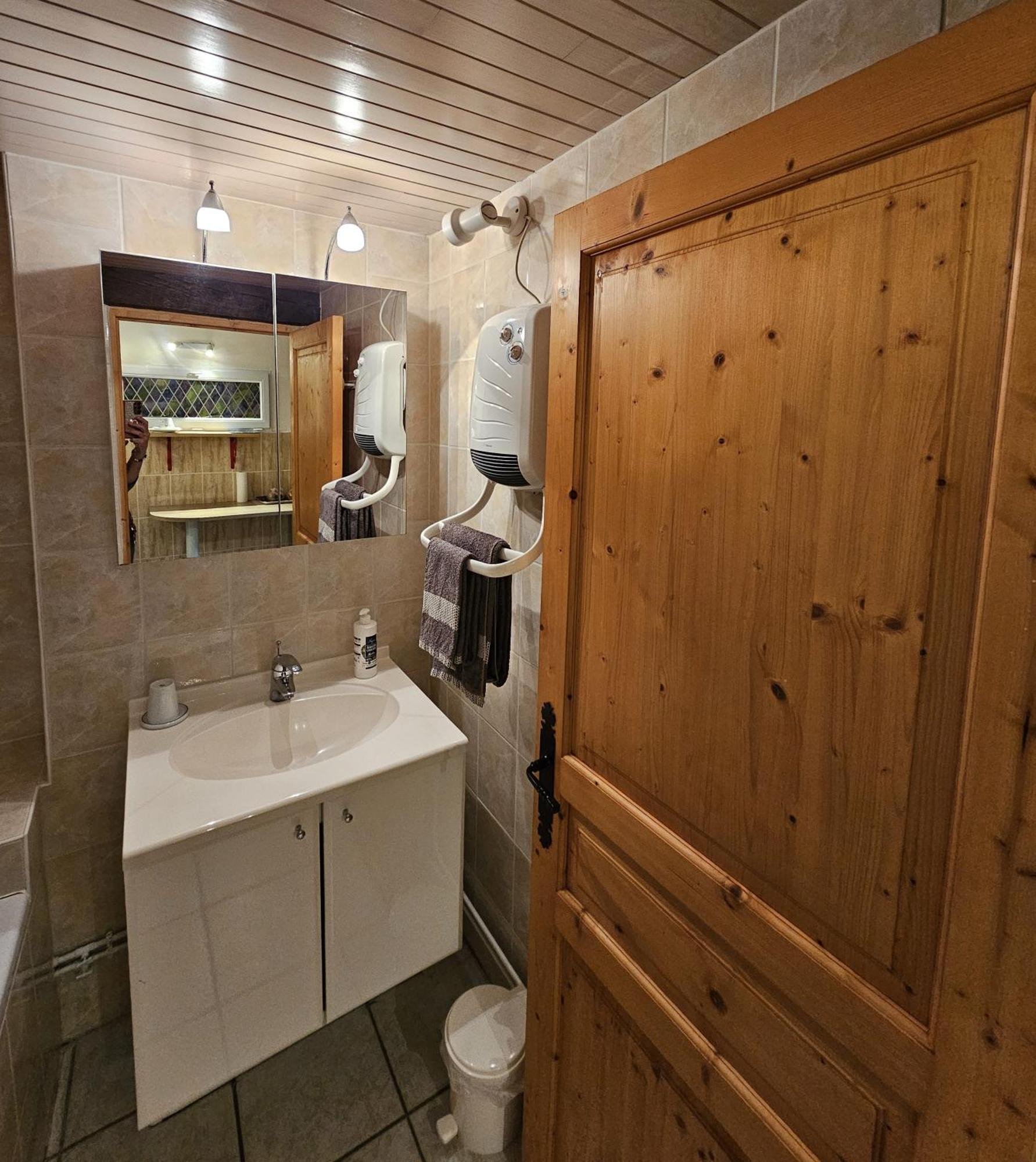 Le Domaine Des Tuillieres Bed and breakfast