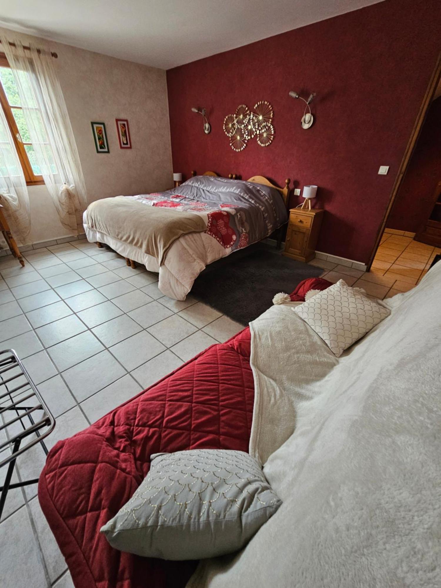 Le Domaine Des Tuillieres